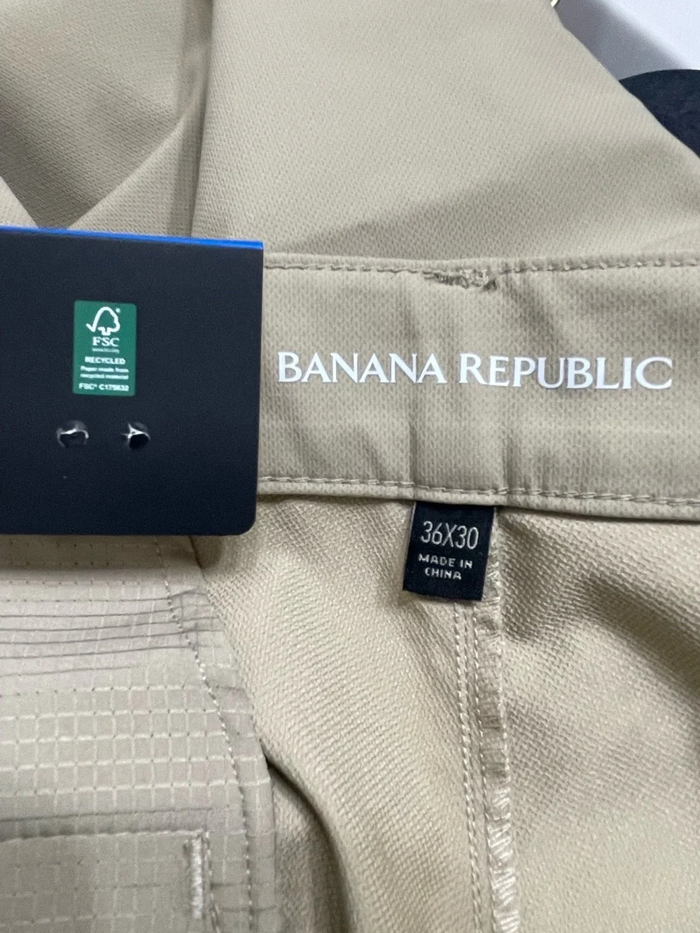 NWT Banana Republic Men's Chinos Straight Khaki Utility Workwear Size 36X30